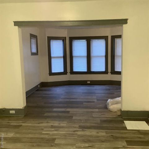 4094 W Euclid Street, Detroit, MI 48204