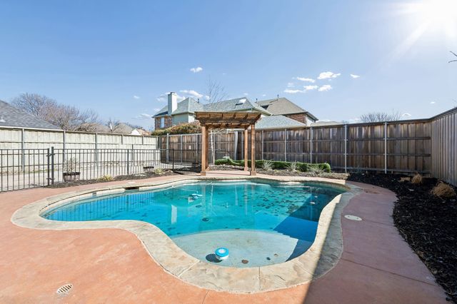 5612 Ventana Trail, Dallas, TX 75252