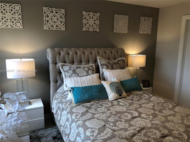 19999 E Country Club Dr 1405, Aventura, FL 33180