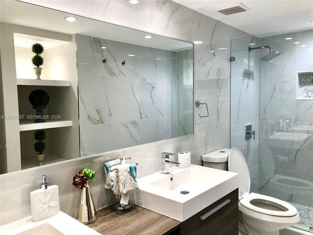 19999 E Country Club Dr 1405, Aventura, FL 33180