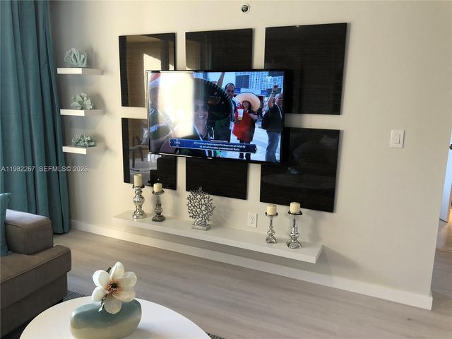 19999 E Country Club Dr 1405, Aventura, FL 33180