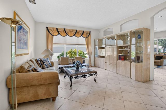 7625 Las Cruces Court, Boynton Beach, FL 33437