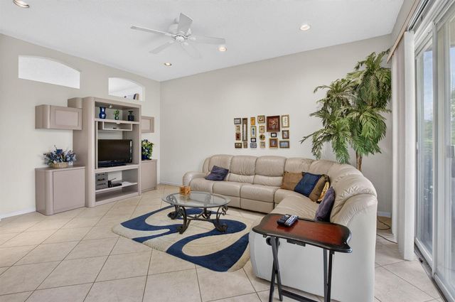 7625 Las Cruces Court, Boynton Beach, FL 33437