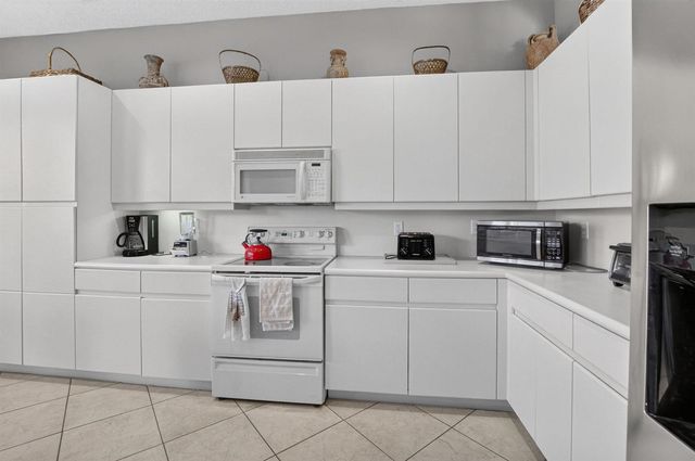 7625 Las Cruces Court, Boynton Beach, FL 33437