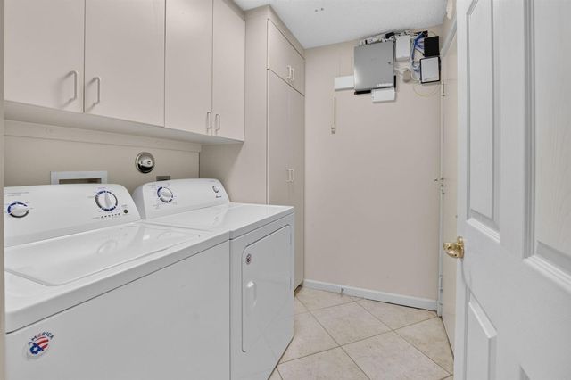 7625 Las Cruces Court, Boynton Beach, FL 33437