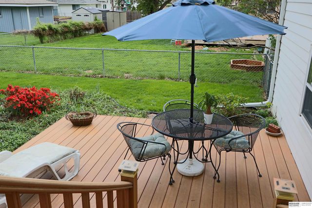 13510 Frances Street, Omaha, NE 68144