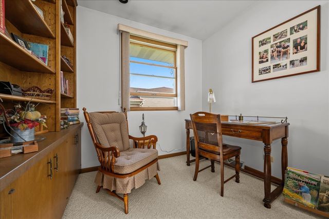 328 W State Street, North Aurora, IL 60542