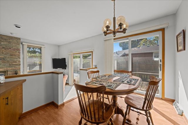 328 W State Street, North Aurora, IL 60542