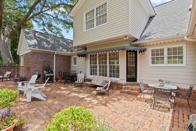 4000 Brandon Hill Dr, Tallahassee, FL 32309