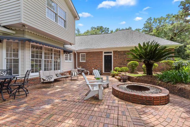 4000 Brandon Hill Dr, Tallahassee, FL 32309