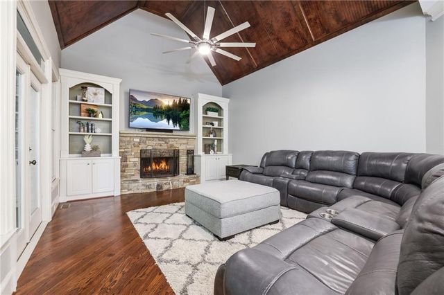 4040 Preserve Crossing Lane, Cumming, GA 30040