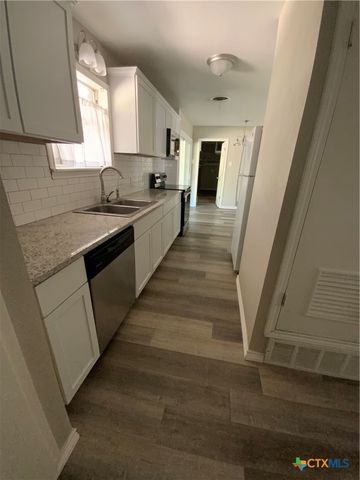 2016 S 11th Street, Temple, TX 76504