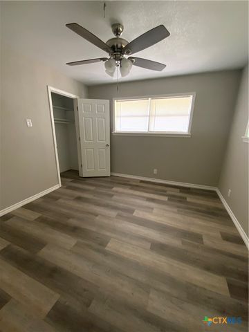 2016 S 11th Street, Temple, TX 76504