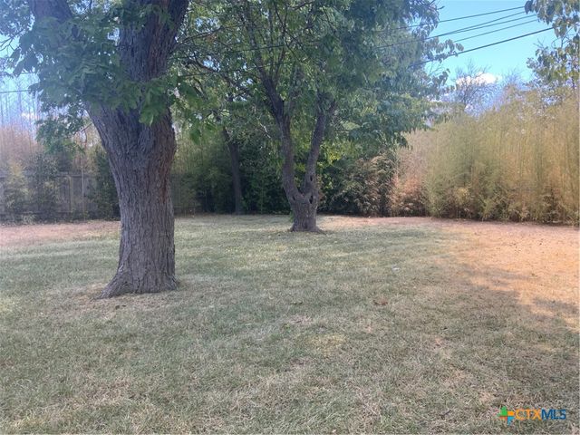 2016 S 11th Street, Temple, TX 76504