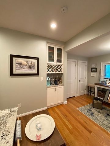 300 Maverick 1, Boston, MA 02128