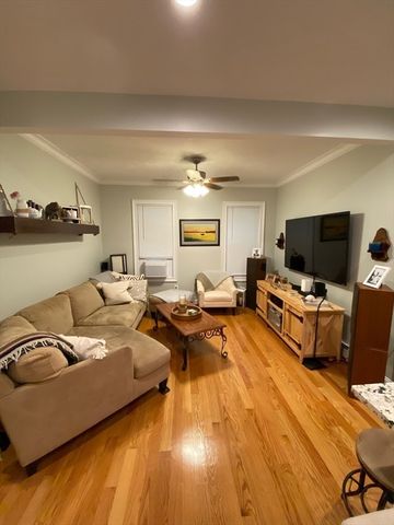 300 Maverick 1, Boston, MA 02128