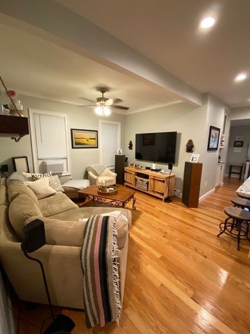 300 Maverick 1, Boston, MA 02128