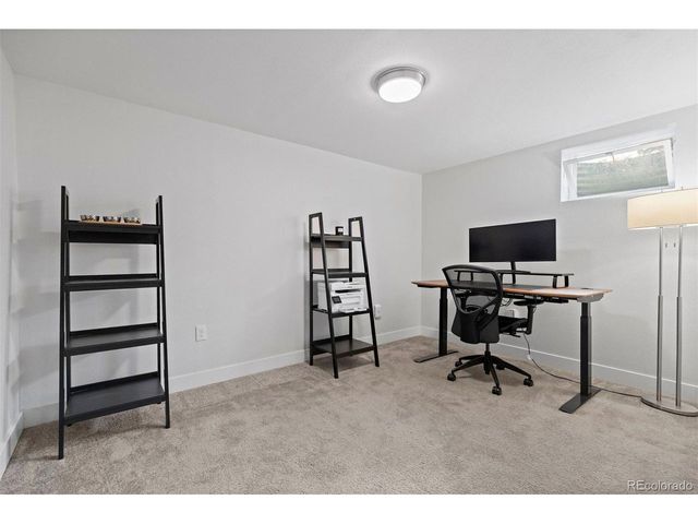 141 S Saulsbury St, Lakewood, CO 80226