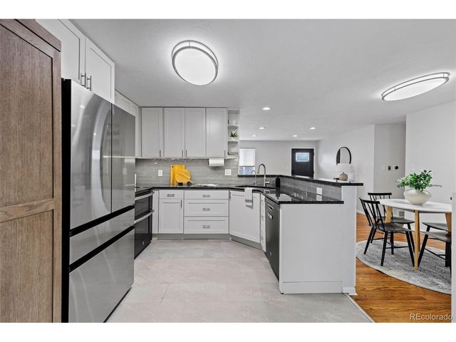 141 S Saulsbury St, Lakewood, CO 80226