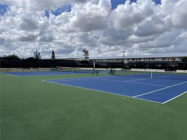 235 Canterbury K, West Palm Beach, FL 33417