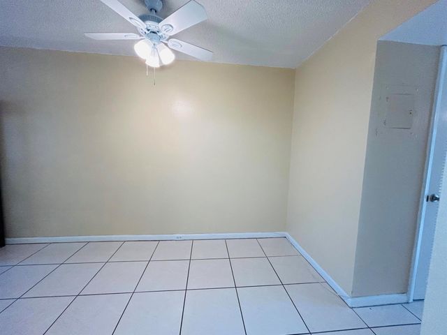 235 Canterbury K, West Palm Beach, FL 33417