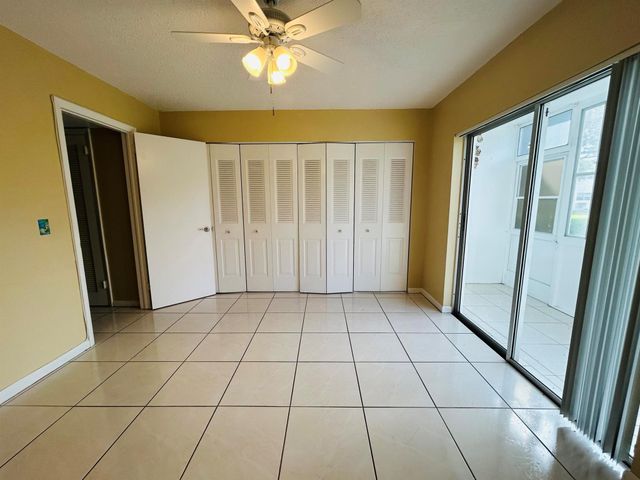 235 Canterbury K, West Palm Beach, FL 33417
