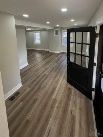 619 Daleview Avenue, Harrison Twp, OH 45405