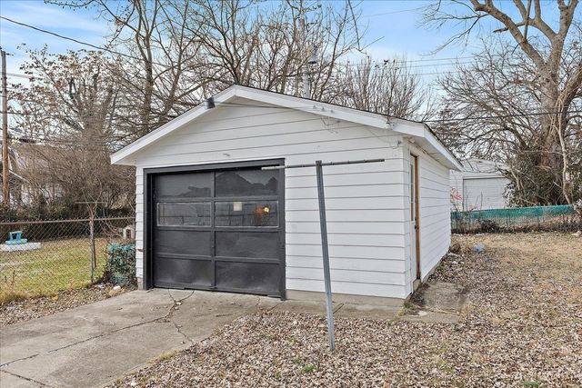 619 Daleview Avenue, Harrison Twp, OH 45405