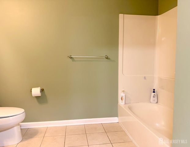 3032 Edward Stec Boulevard, Edison, NJ 08837