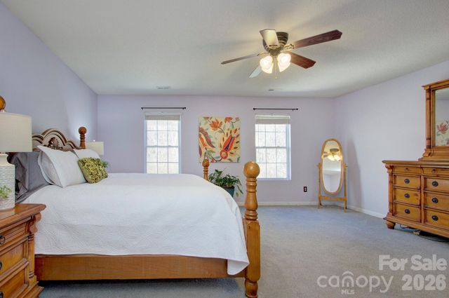 3819 Cameron Creek Drive, Matthews, NC 28105