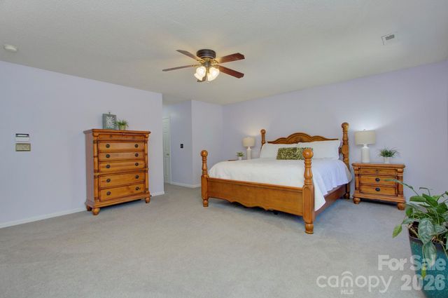 3819 Cameron Creek Drive, Matthews, NC 28105