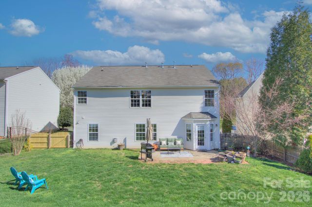 3819 Cameron Creek Drive, Matthews, NC 28105