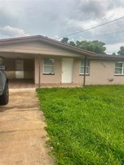 2106 AVALON ROAD, Sebring, FL 33870