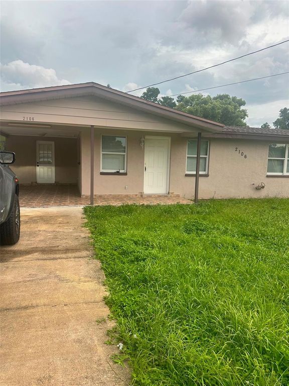 2106 AVALON ROAD, Sebring, FL 33870