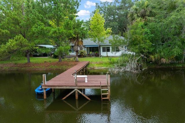 203 NW HWY 441, Micanopy, FL 32667