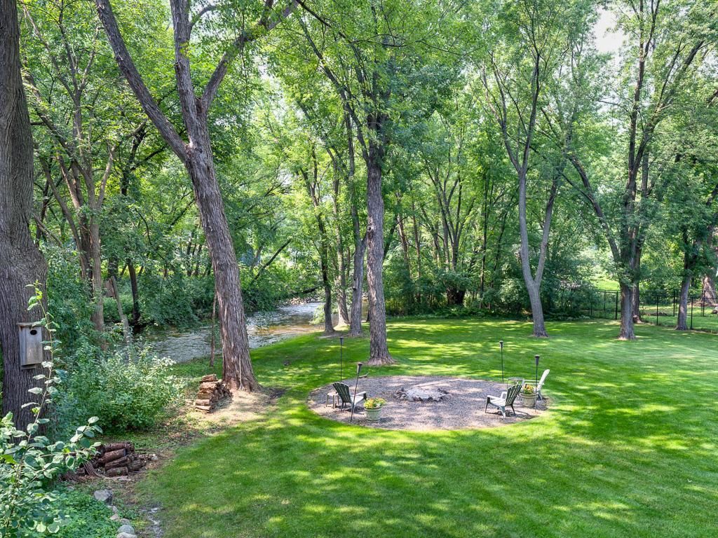525 Rice Creek Terrace NE, Fridley, MN 55432