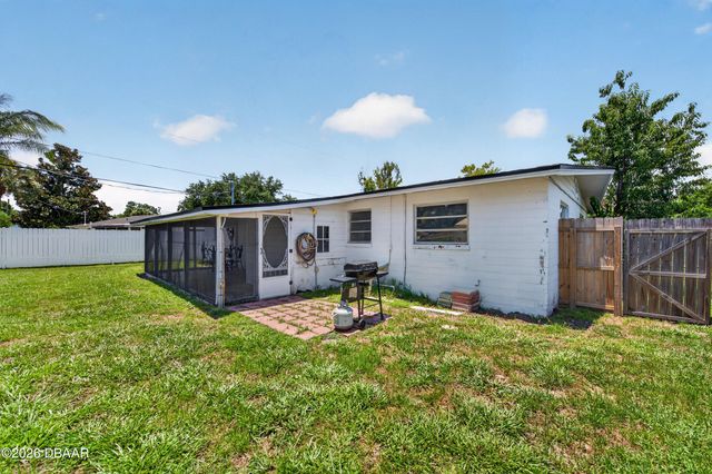 325 Thackery Road, Ormond Beach, FL 32174