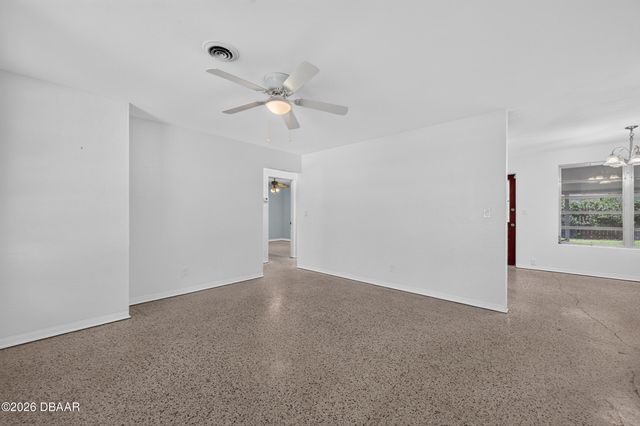 325 Thackery Road, Ormond Beach, FL 32174