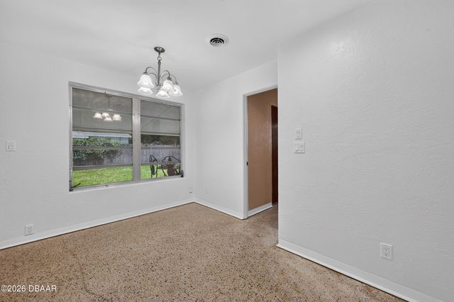 325 Thackery Road, Ormond Beach, FL 32174
