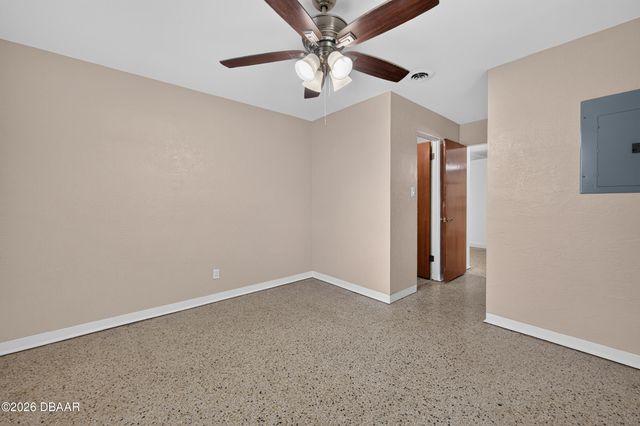 325 Thackery Road, Ormond Beach, FL 32174
