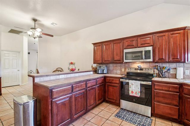 4020 S Bald Eagle Drive, Norman, OK 73072