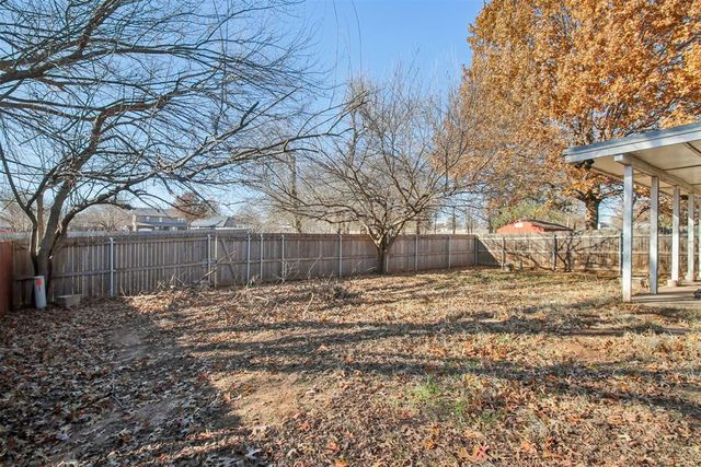 4020 S Bald Eagle Drive, Norman, OK 73072