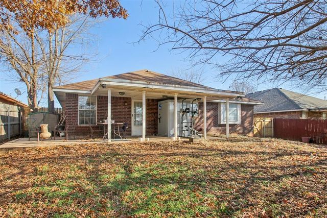 4020 S Bald Eagle Drive, Norman, OK 73072