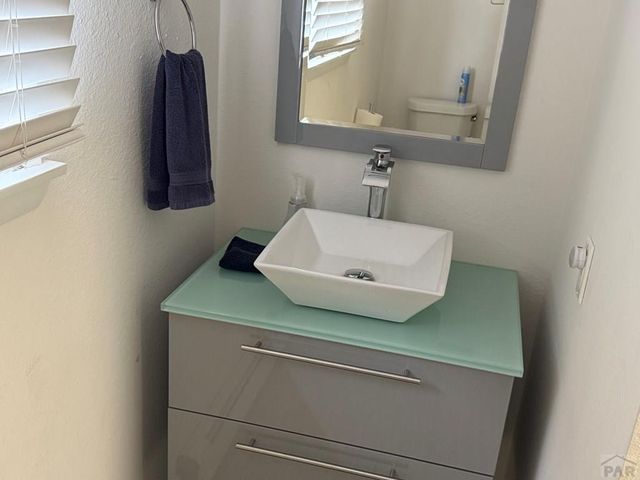 87 Fordham Circle, Pueblo, CO 81005