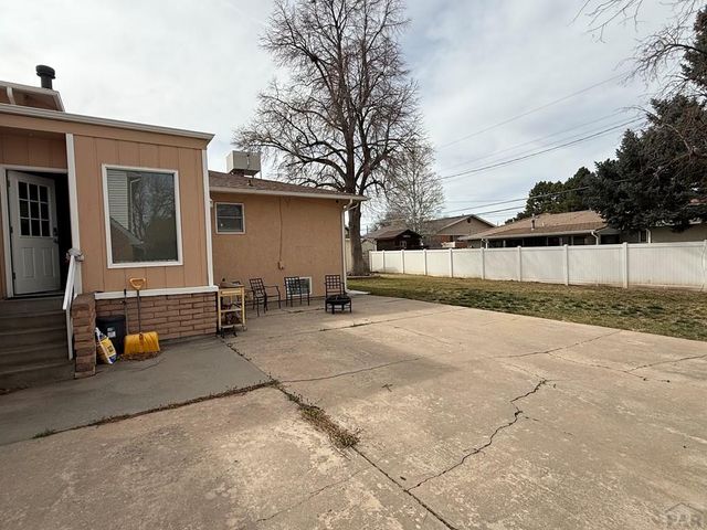 87 Fordham Circle, Pueblo, CO 81005