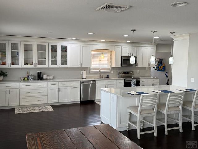 87 Fordham Circle, Pueblo, CO 81005