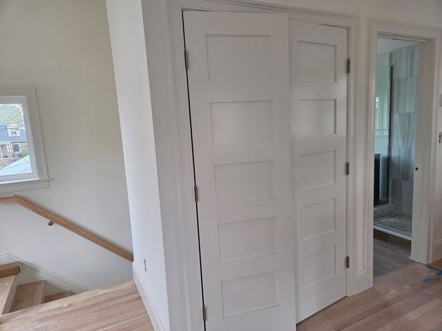 6 Lowell Ave 3, Newton, MA 02460