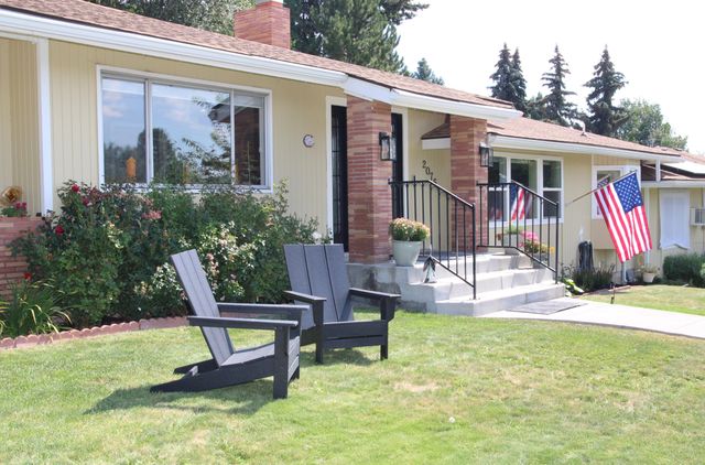 2075 Calhoun Street, Klamath Falls, OR 97601