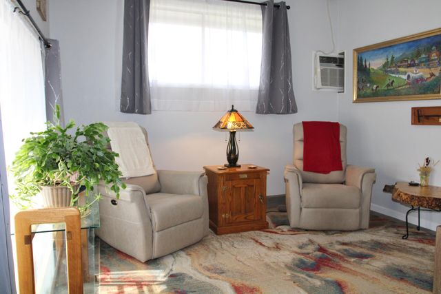 2075 Calhoun Street, Klamath Falls, OR 97601