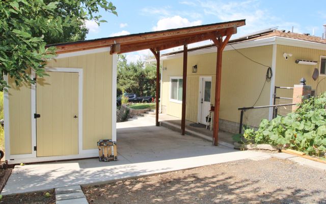 2075 Calhoun Street, Klamath Falls, OR 97601